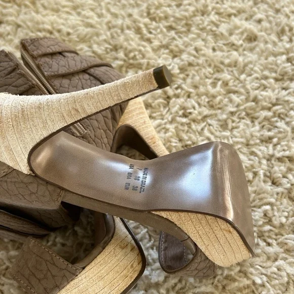 Shoes - Picture 3 of 3